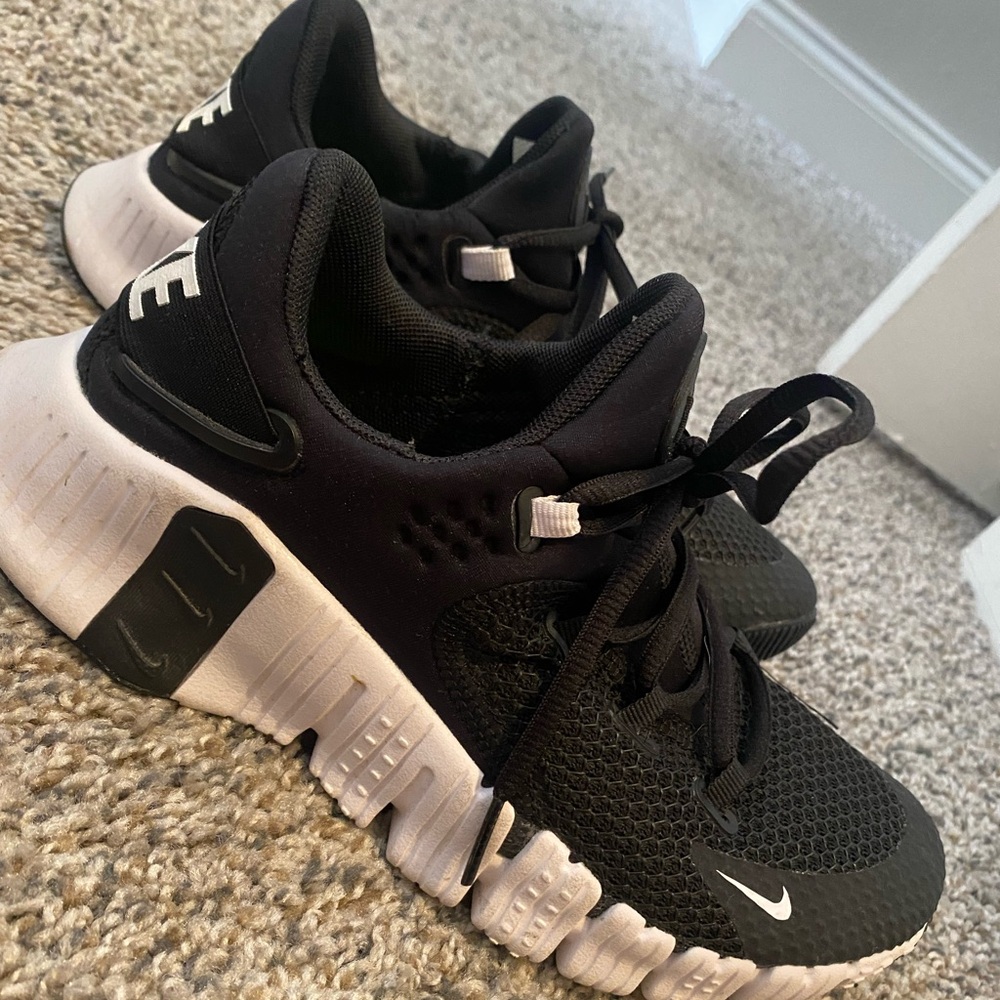 Women’s Metcon 4 training shoe